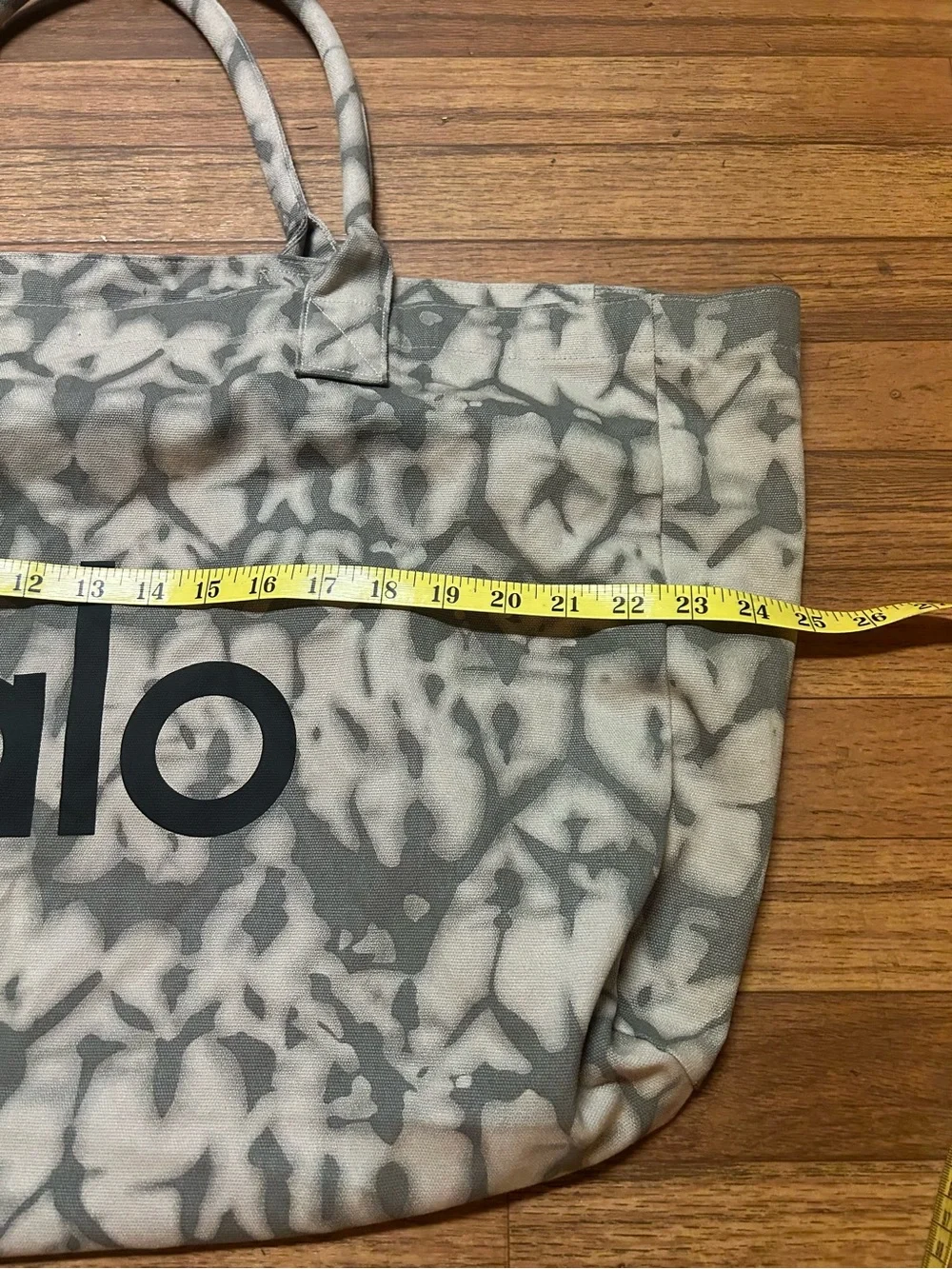 ALO Yoga Gray Tie-Dye Canvas Tote
